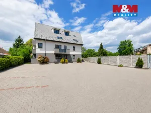 Prodej atypického bytu, Břežany II, 85 m2