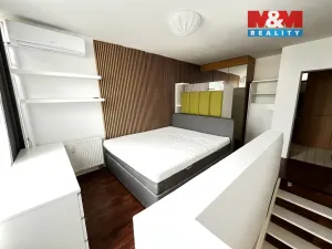 Pronájem bytu 2+kk, Praha - Libeň, Novákových, 48 m2