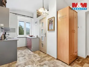 Prodej bytu 2+1, Velké Březno, Děčínská, 43 m2