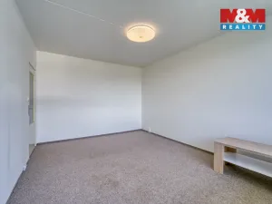 Prodej bytu 2+1, Hroznětín, Sídliště, 56 m2