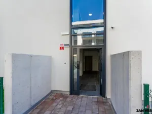 Prodej bytu 1+kk, Plzeň, Železná, 32 m2