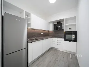 Pronájem bytu 2+kk, České Budějovice, Vrbenská, 50 m2