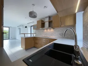 Prodej rodinného domu, Nové Město nad Metují, V Aleji, 150 m2