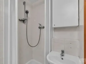 Pronájem bytu 2+kk, Pardubice, Bartoňova, 41 m2