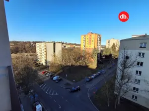 Pronájem bytu 2+1, Karlovy Vary, Krymská, 51 m2