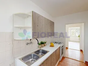Prodej bytu 3+1, Pardubice, Prodloužená, 57 m2