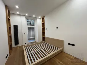 Pronájem bytu 2+kk, Praha - Žižkov, Řehořova, 70 m2