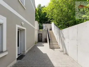 Prodej bytu 3+kk, Praha - Veleslavín, Pod novým lesem, 81 m2