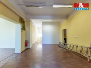 Pronájem obchodního prostoru, Praha - Horní Počernice, Náchodská, 121 m2