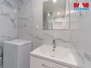 Prodej bytu 2+1, Hranice, U pošty, 61 m2