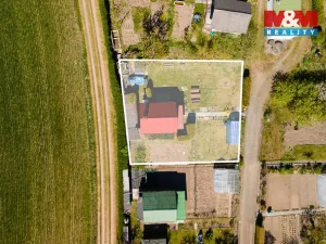 Prodej chaty, Hradec Králové - Slatina, 385 m2