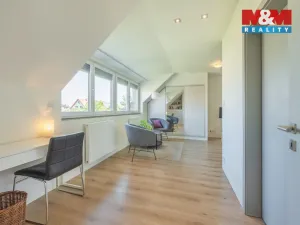 Prodej rodinného domu, Praha - Suchdol, K Roztokům, 160 m2