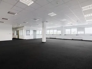 Pronájem kanceláře, Praha - Letňany, Veselská, 584 m2