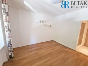 Pronájem bytu 1+1, Přerov, Bratrská, 34 m2