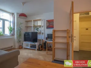 Prodej bytu 2+kk, Praha, U Uranie, 40 m2