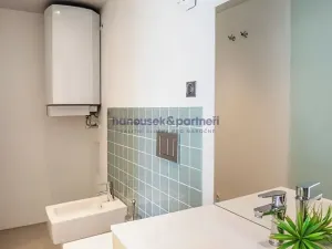 Prodej vily, Mezouň, 306 m2