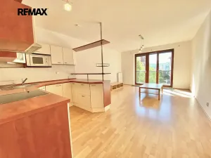 Pronájem bytu 2+kk, Beroun, Nad Paloučkem, 58 m2