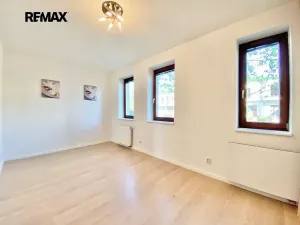 Pronájem bytu 2+kk, Beroun, Nad Paloučkem, 58 m2