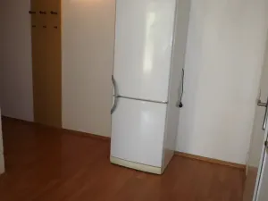 Pronájem bytu 1+1, Praha - Modřany, Krouzova, 44 m2
