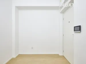 Pronájem bytu 2+kk, České Budějovice, Nádražní, 37 m2