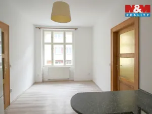 Pronájem bytu 2+kk, Hradec Králové, Průmyslová, 54 m2