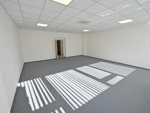 Pronájem kanceláře, Praha - Prosek, Litvínovská, 282 m2