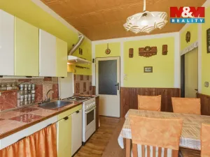 Prodej rodinného domu, Chlumčany - Vlčí, 176 m2