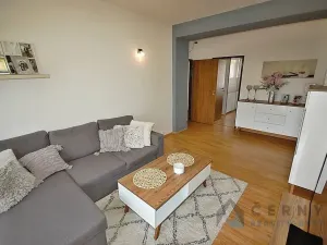 Pronájem bytu 2+1, Liberec, Slovenského národního povstání, 53 m2