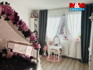 Prodej bytu 3+1, Zlaté Hory, Wolkerova, 71 m2