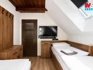 Pronájem rodinného domu, Náchod - Jizbice, 149 m2