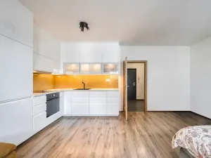 Prodej bytu 1+kk, Praha - Letňany, Miroslava Hajna, 39 m2
