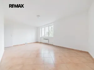 Prodej bytu 3+1, Zlonice, Pippichova, 87 m2