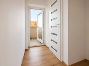 Pronájem bytu 2+kk, Praha - Vinohrady, Hollarovo náměstí, 52 m2