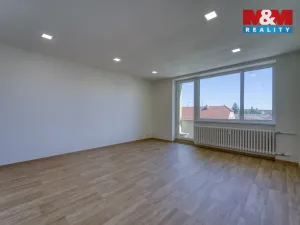 Pronájem bytu 2+1, Stod, nám. ČSA, 60 m2