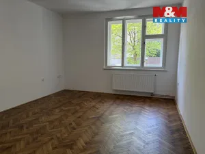 Pronájem bytu 2+1, Pardubice - Bílé Předměstí, Na Bukovině, 65 m2