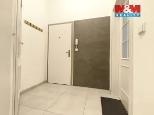 Pronájem bytu 2+kk, Praha - Žižkov, Bořivojova, 35 m2