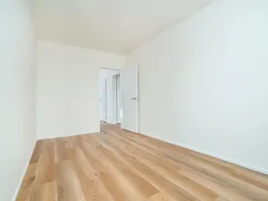 Pronájem bytu 4+kk, Praha - Vysočany, Svatošových, 99 m2
