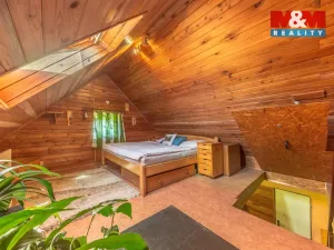 Prodej rodinného domu, Chuchelna, 250 m2