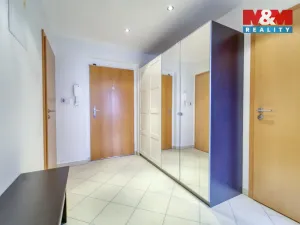 Prodej bytu 2+kk, Praha, Sazovická, 47 m2