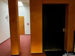 Pronájem kanceláře, Praha - Michle, Nuselská, 34 m2