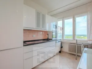 Pronájem bytu 3+1, Praha - Vinohrady, Písecká, 79 m2