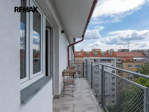 Pronájem bytu 2+kk, Praha - Žižkov, Biskupcova, 38 m2