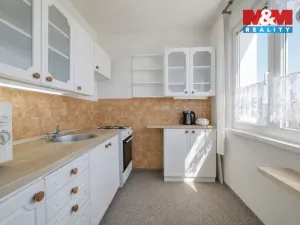 Prodej bytu 2+1, Cheb, V Zahradách, 60 m2