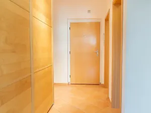 Prodej bytu 2+kk, Praha - Strašnice, Názovská, 48 m2