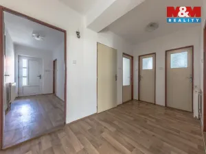 Prodej rodinného domu, Semice, 135 m2