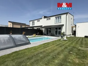 Prodej rodinného domu, Milovice - Mladá, Lipová, 99 m2