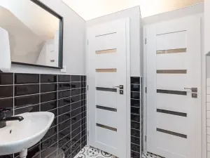 Pronájem obchodního prostoru, Jihlava, Čajkovského, 90 m2