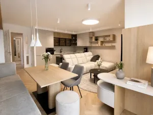 Pronájem bytu 3+kk, Praha - Podolí, Podolská, 81 m2