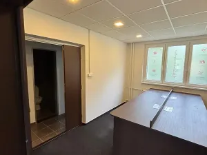 Pronájem kanceláře, Most, Obránců míru, 68 m2