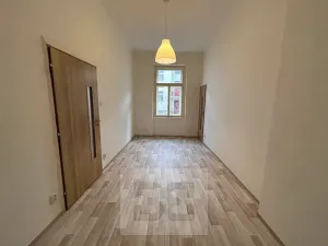 Pronájem bytu 2+kk, Praha - Žižkov, Hartigova, 38 m2